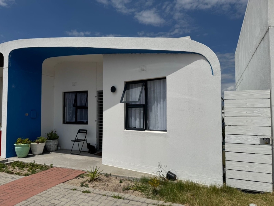 2 Bedroom Property for Sale in The Connifers Western Cape